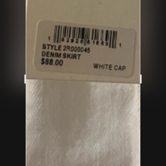 New White Cap white denim shirt with frayed hem. Adorable. - Picture 6 of 6